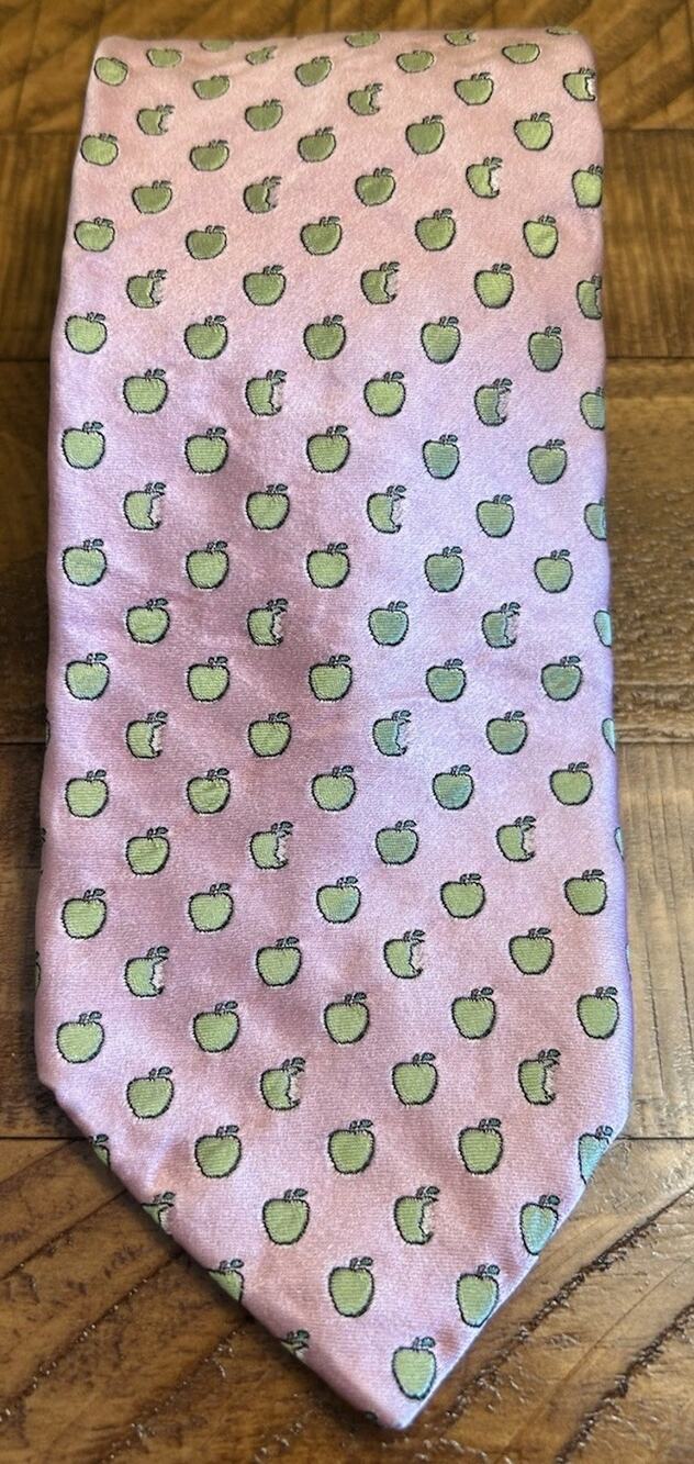 Vtg Tango Men’s Silk Tie 3.5” Pink with Apples Pattern Novelty 56”L Made In USA